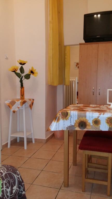 Valentina Guesthouse Budapest Bagian luar foto