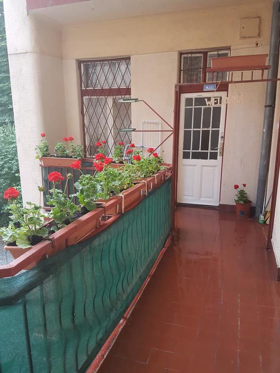 Valentina Guesthouse Budapest Bagian luar foto